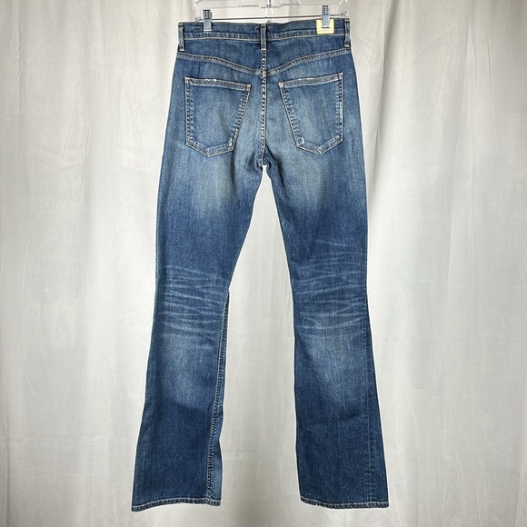 Revolve Citizens Of Humanity Sasha Twist Low Slung Flare in Blue Mountain. - Picture 3 of 12